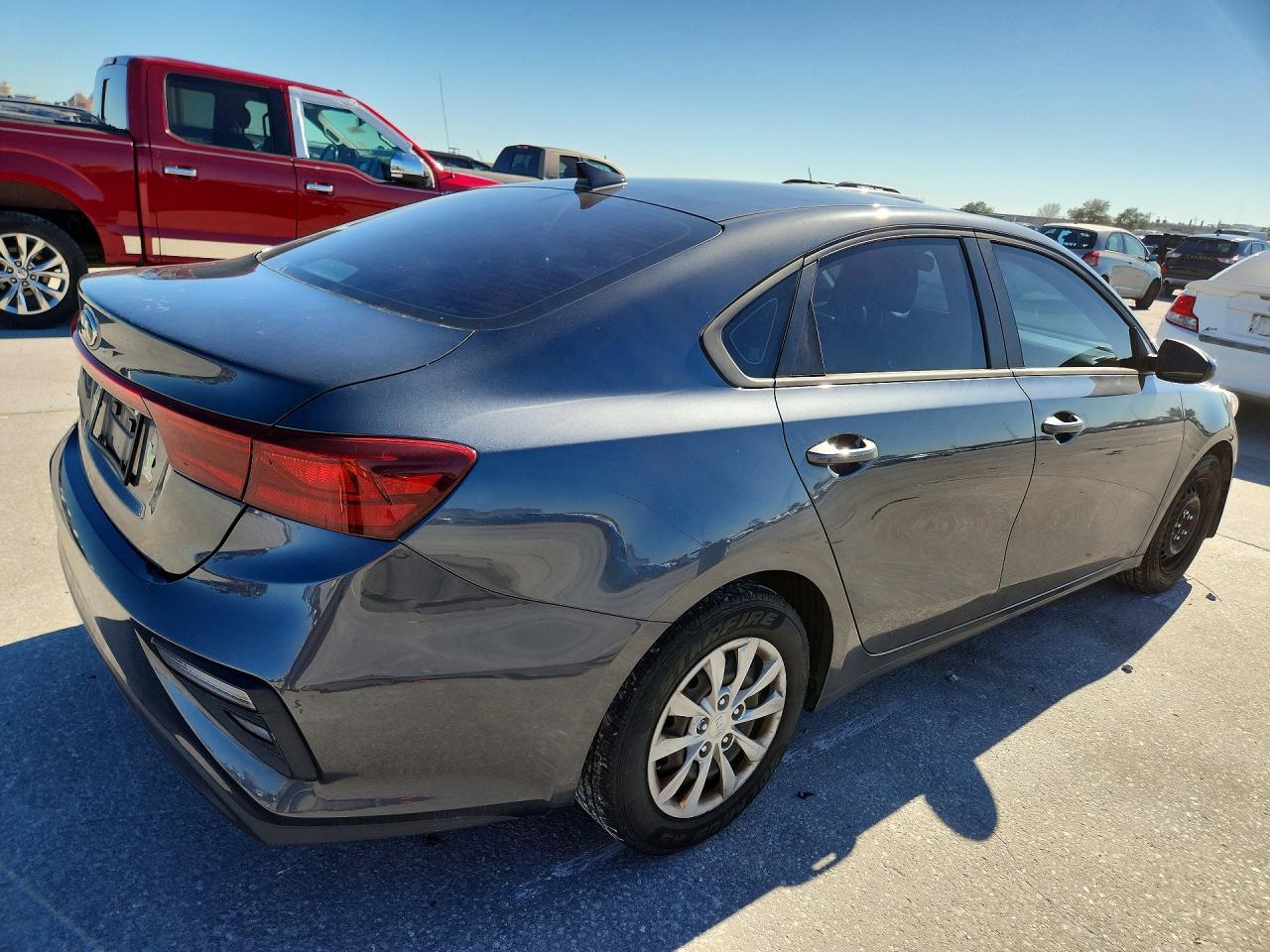 2021 Kia Forte Fe - Image 3