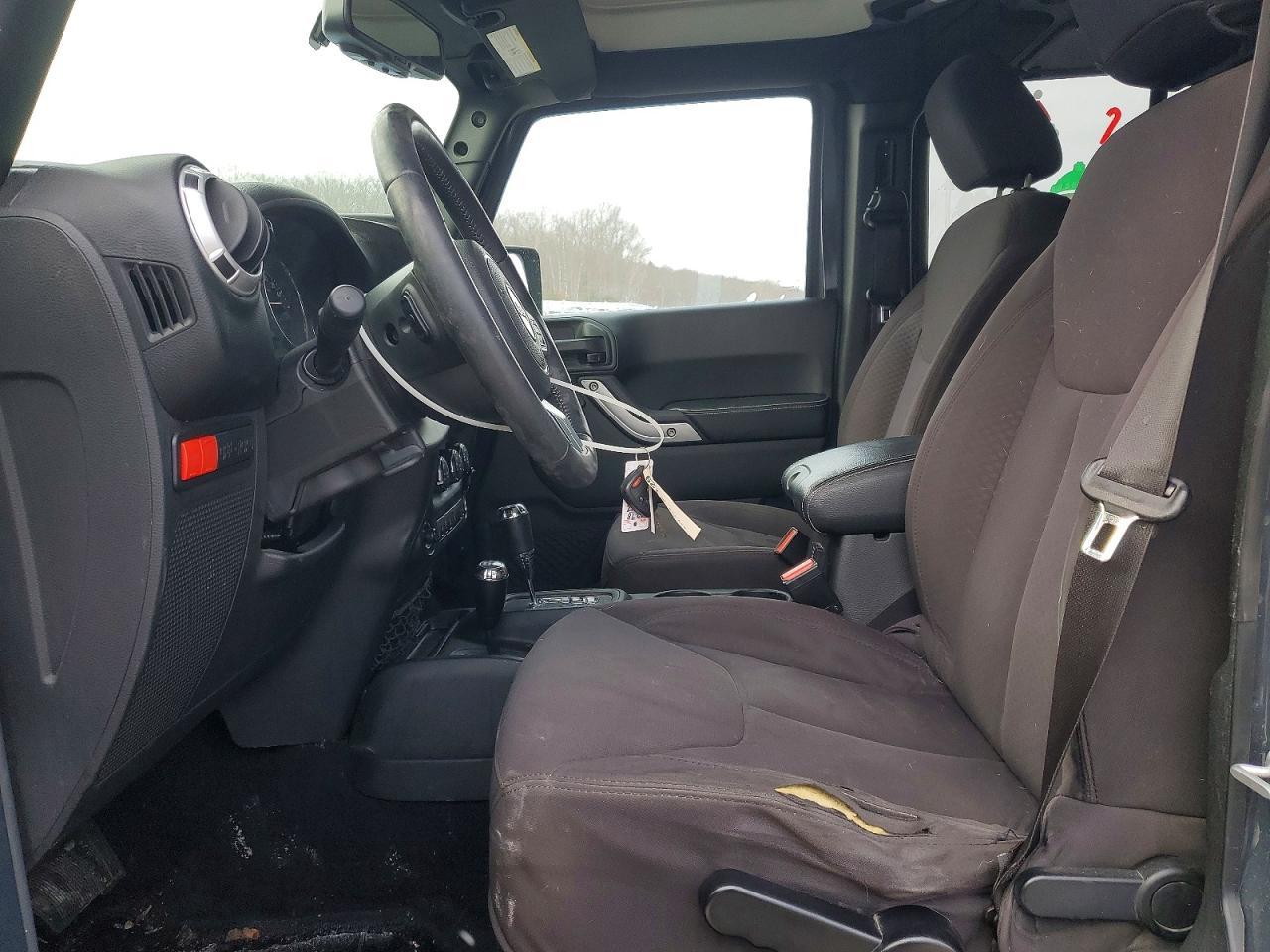2017 Jeep Wrangler Unlimited Rubicon - Image 7