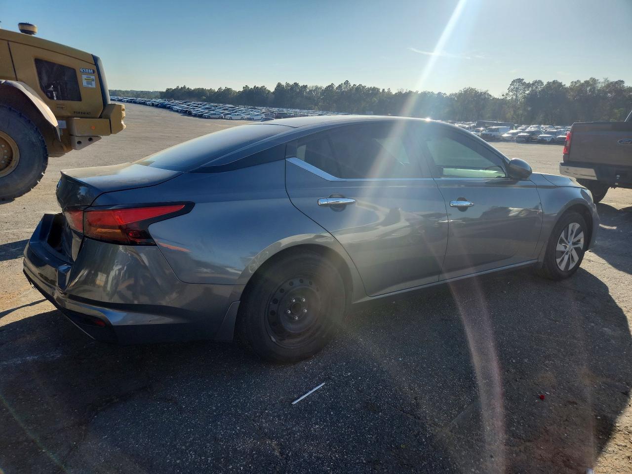 2020 Nissan Altima S - Image 3