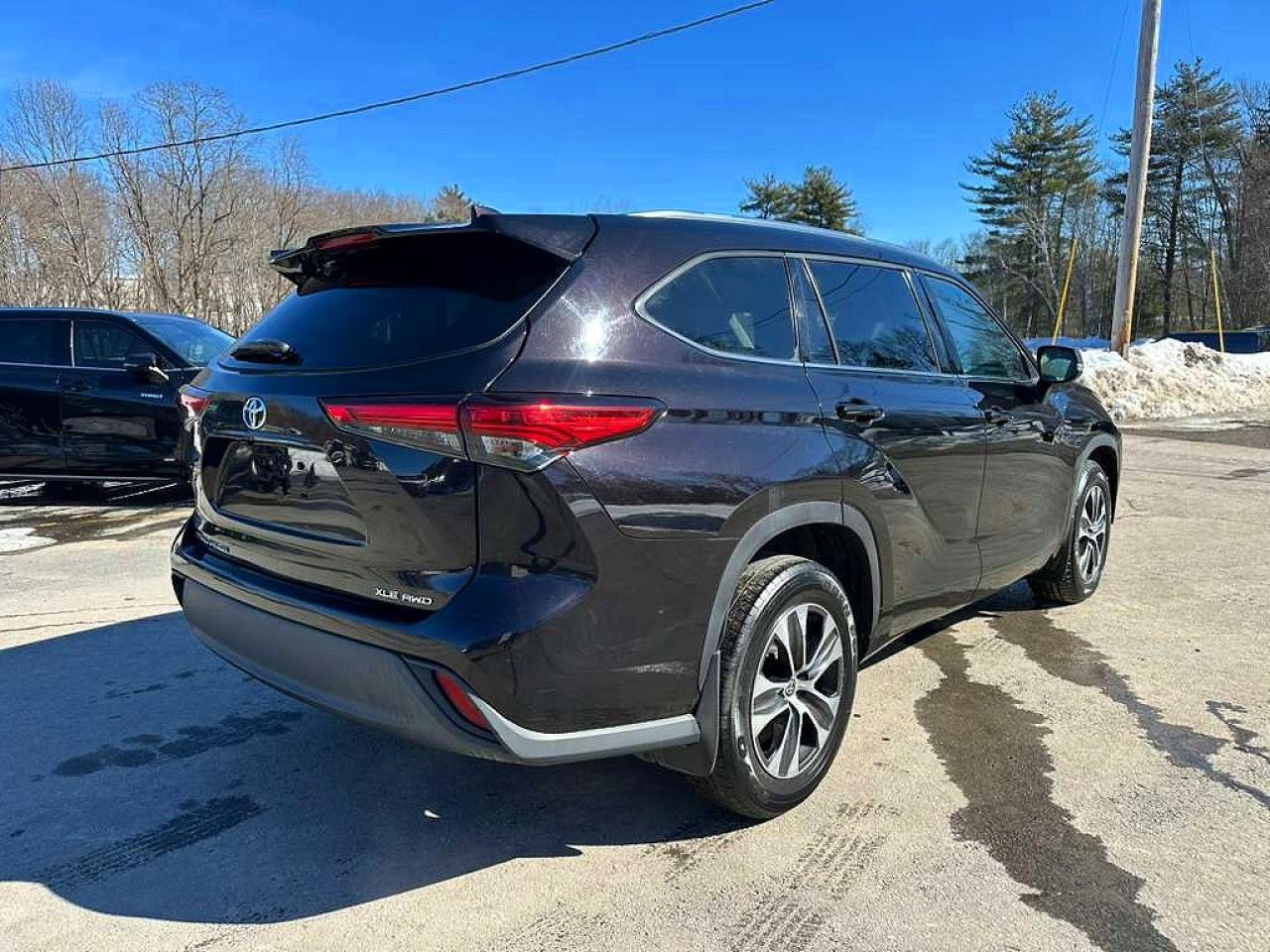 2021 Toyota Highlander Xle - Фото 3