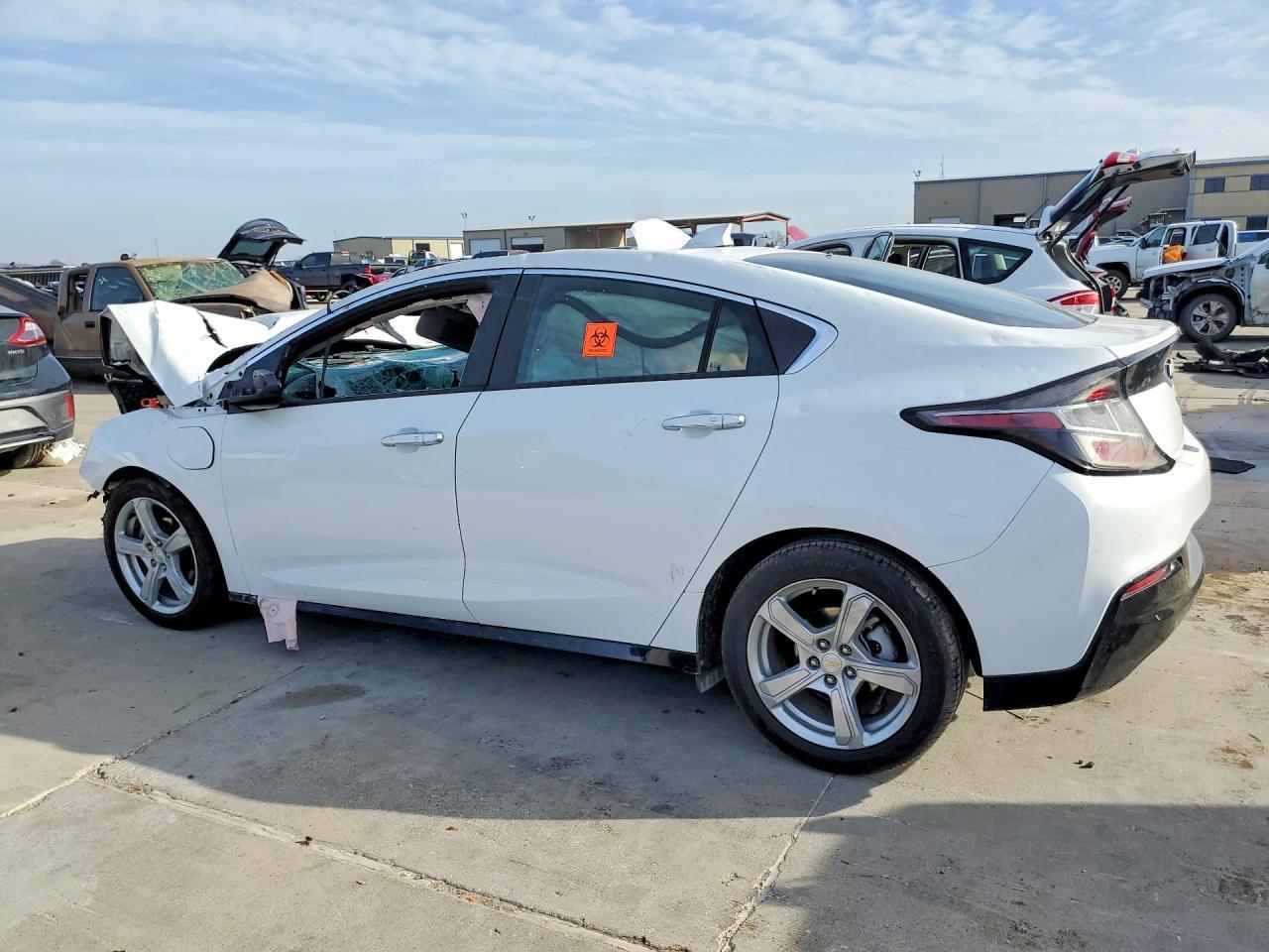 2017 Chevrolet Volt Lt - Фото 2