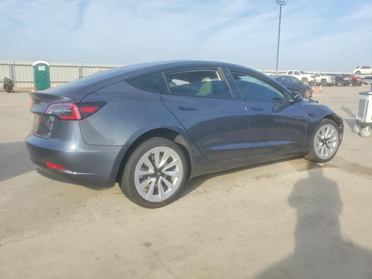 2023 Tesla Model 3 - Image 3