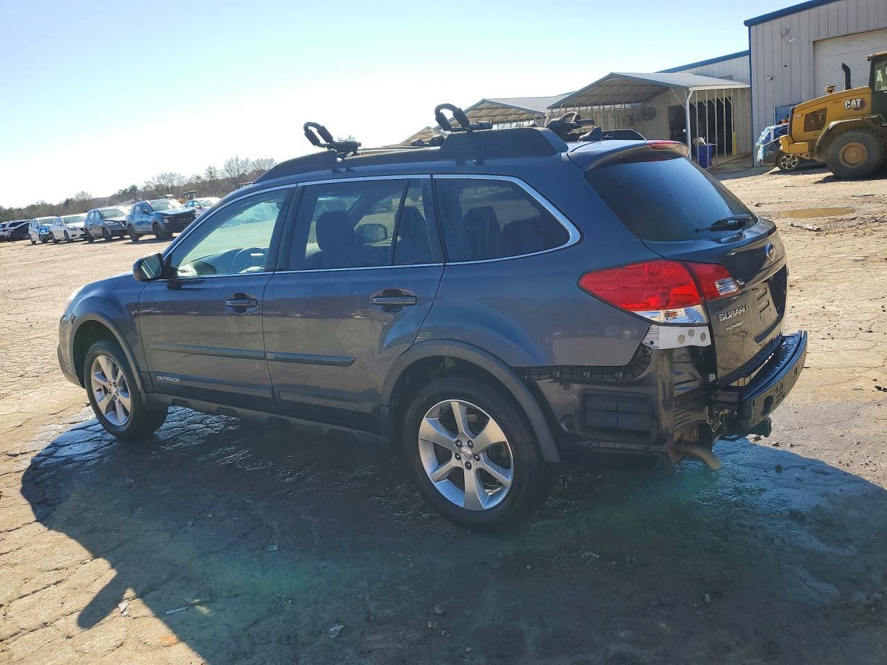 2014 Subaru Outback 2.5I Limited - Image 2