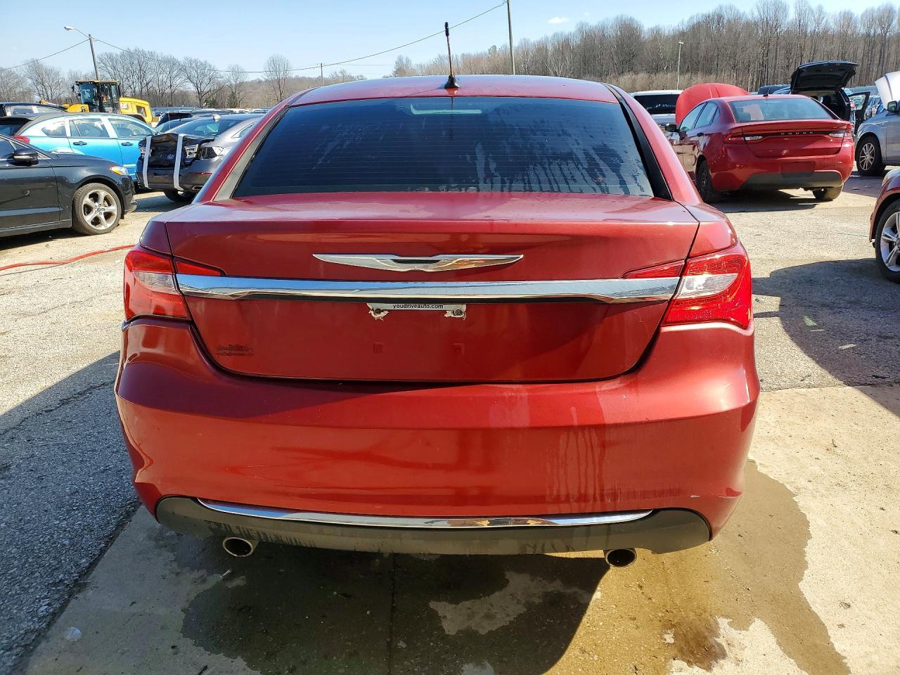 2013 Chrysler 200 Limited - Фото 6