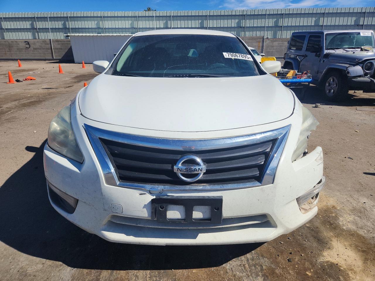2015 Nissan Altima 2.5 S - Image 5