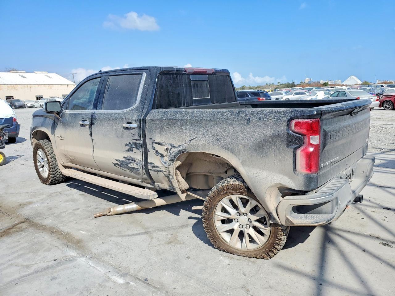 2019 Chevrolet Silverado K1500 Ltz - Image 2