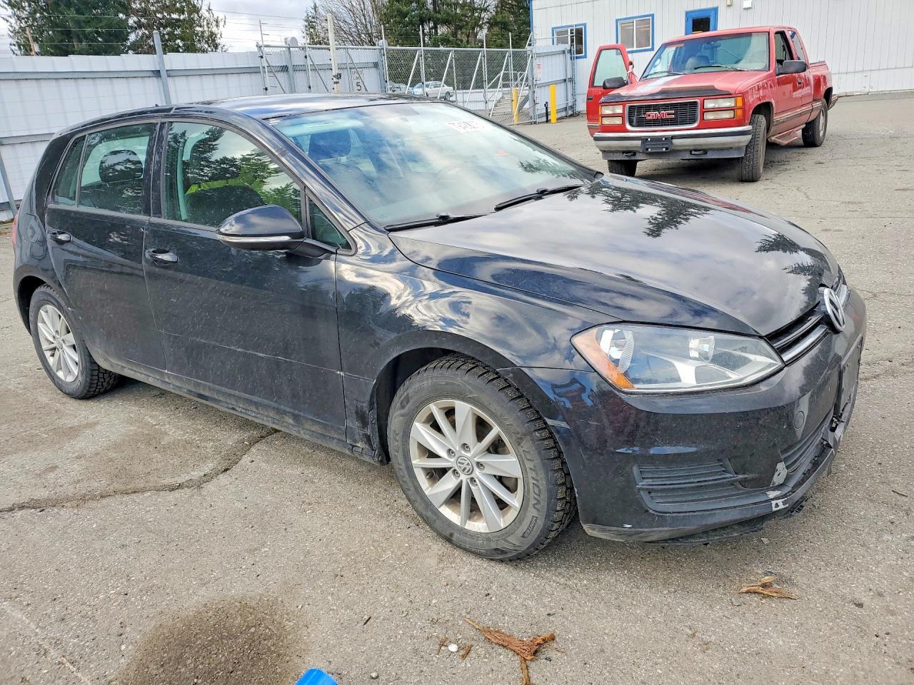 2015 Volkswagen Golf - Image 4