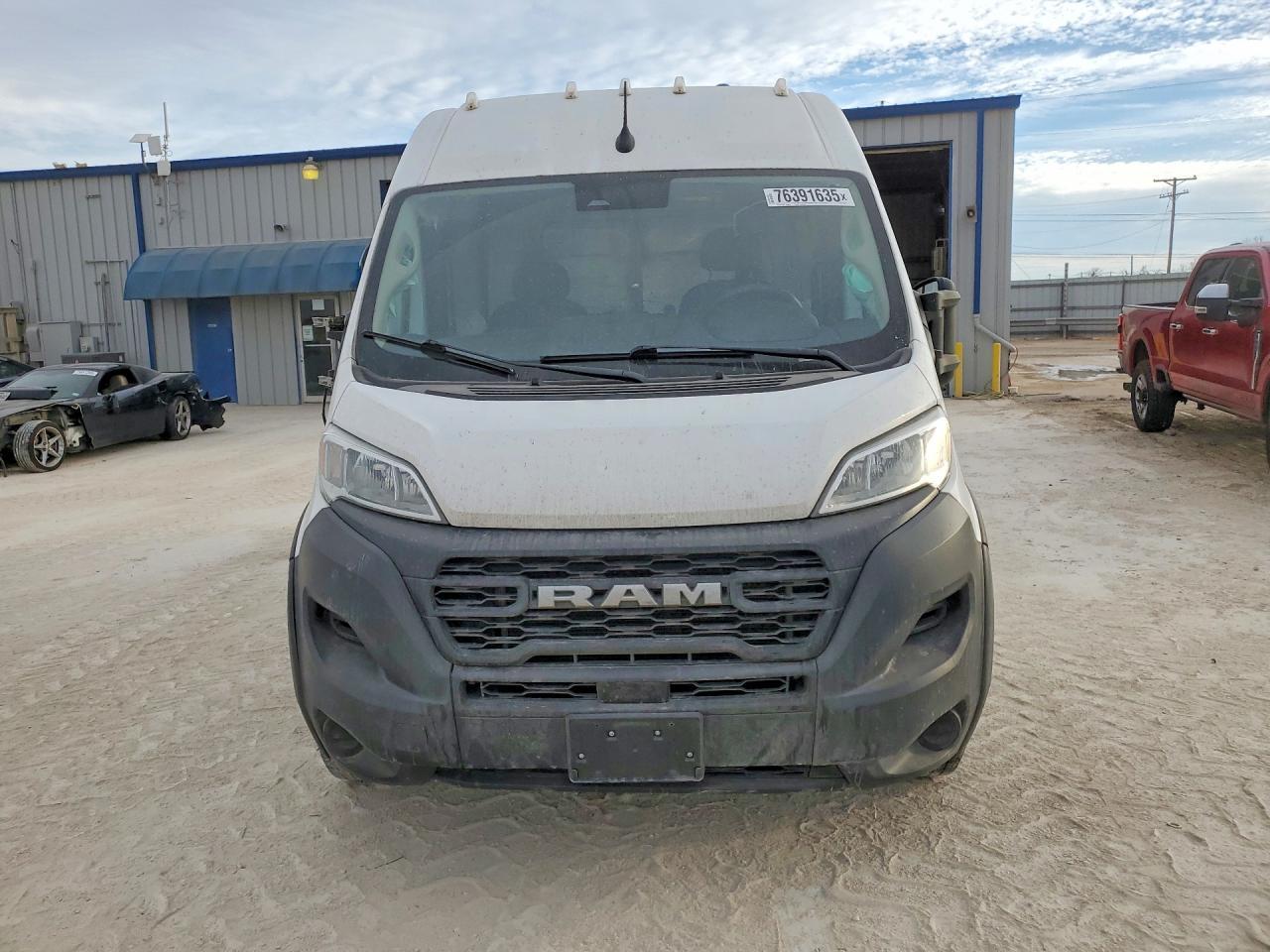2023 Ram Promaster 2500 Delivery Van - Фото 5
