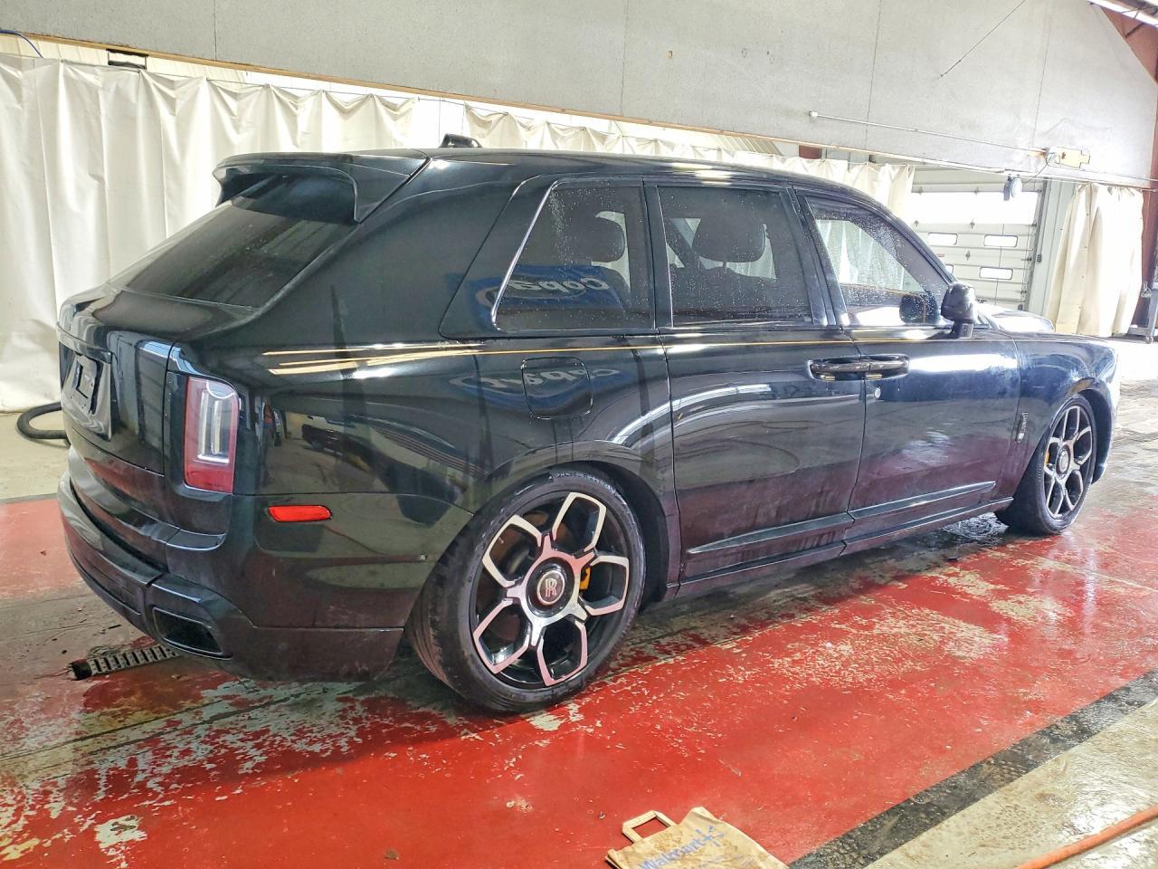 2020 Rolls-Royce Cullinan Black Badge - Фото 3