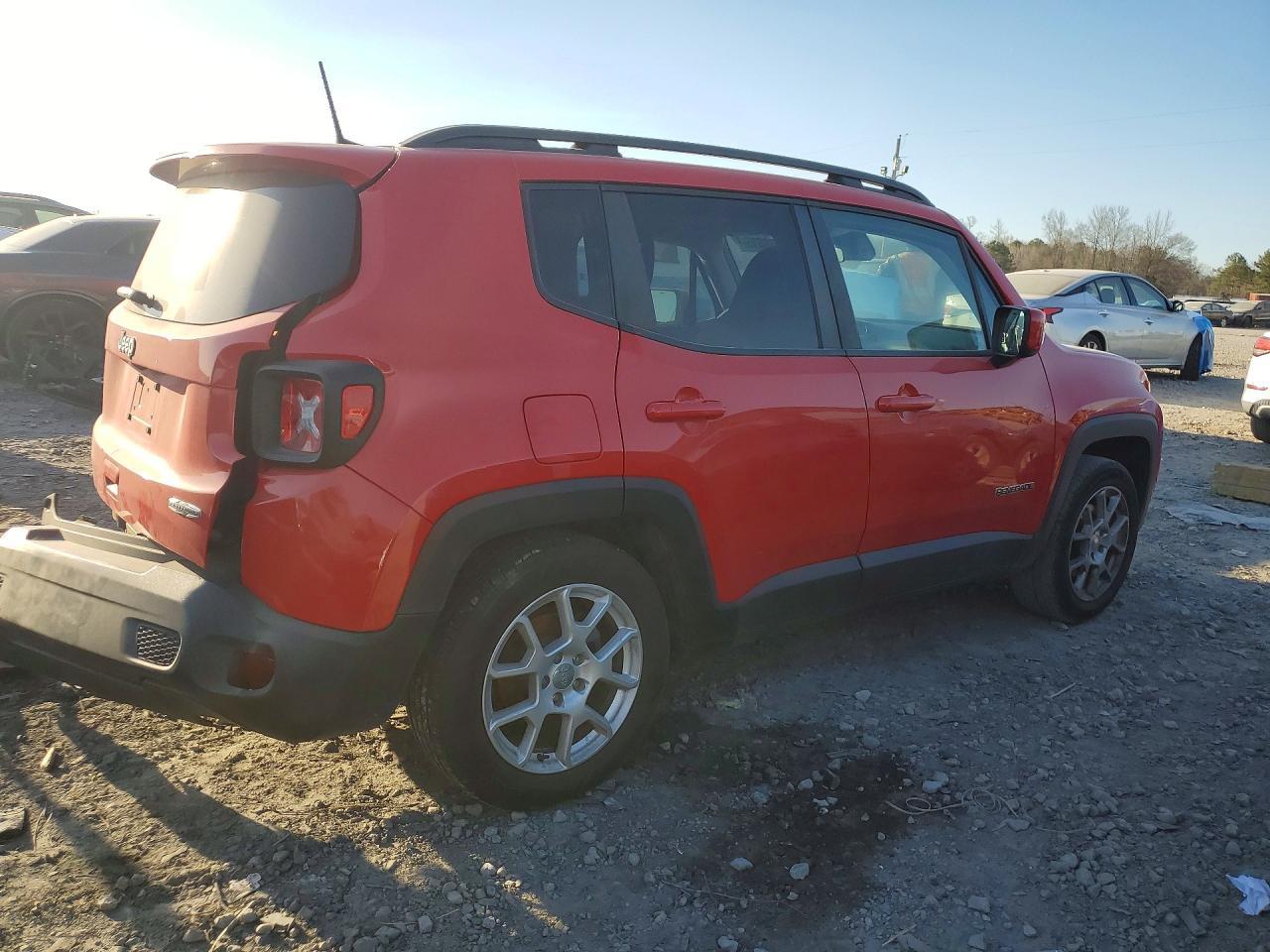 2019 Jeep Renegade Latitude - Фото 3