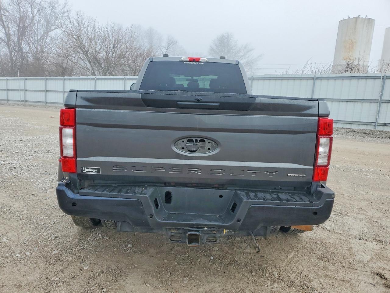 2020 Ford F350 Super Duty - Фото 6