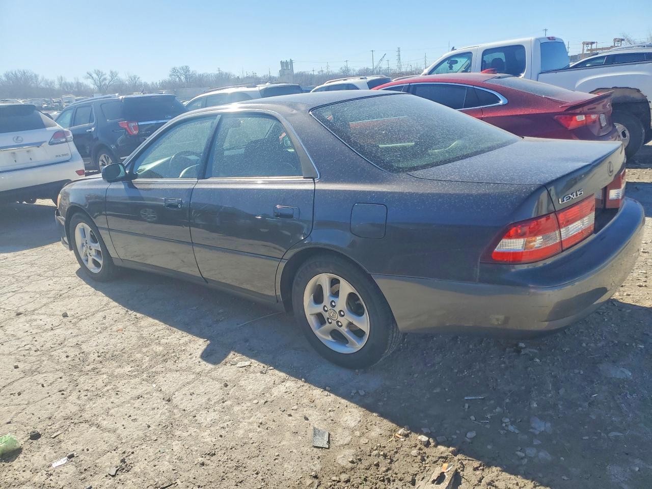 2001 Lexus Es 300 - Фото 2