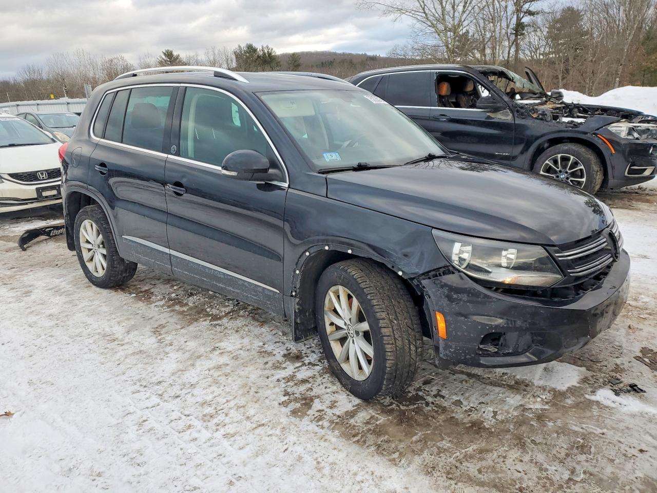 2017 Volkswagen Tiguan Wolfsburg - Фото 4