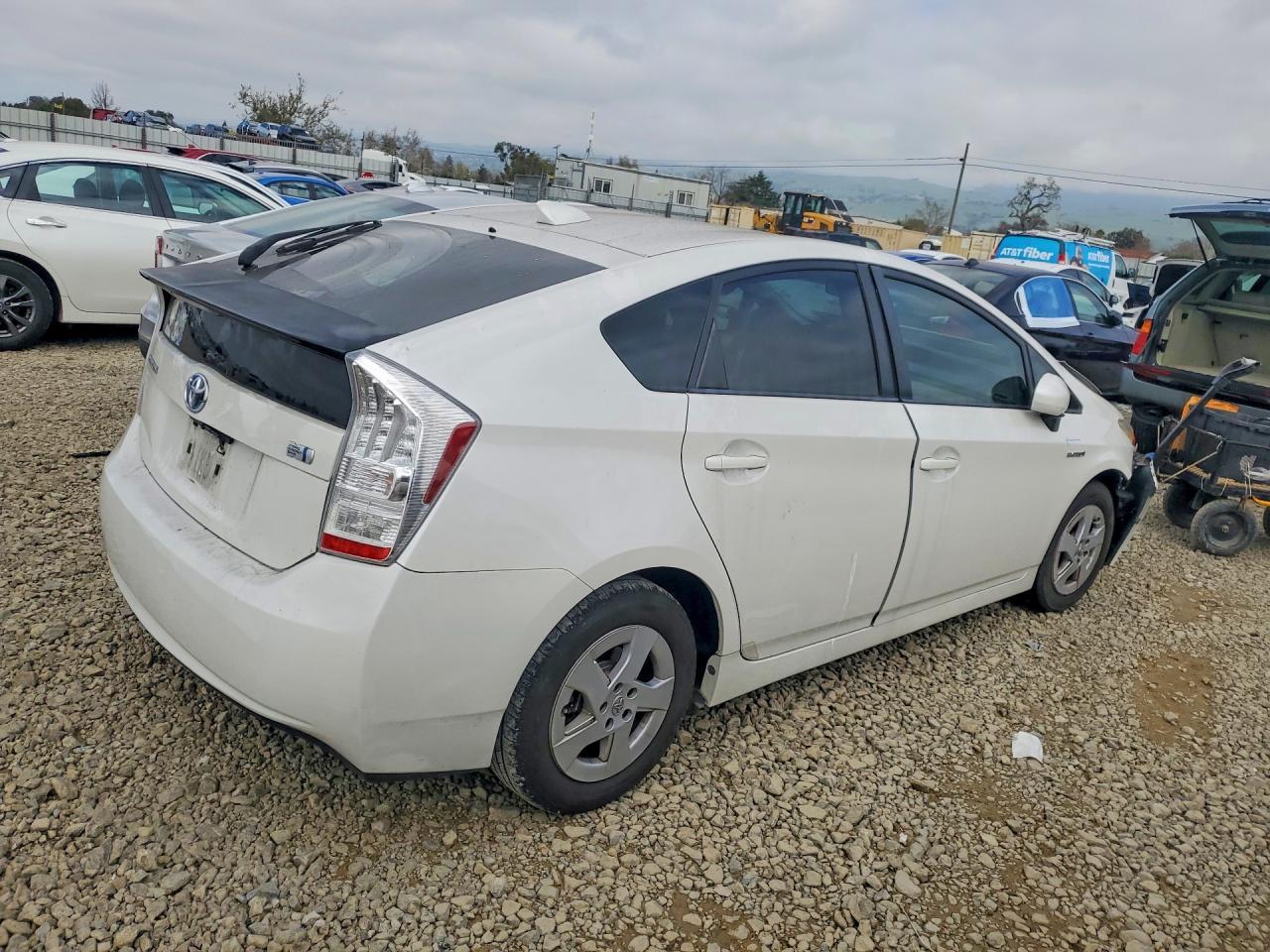2011 Toyota Prius - Фото 3
