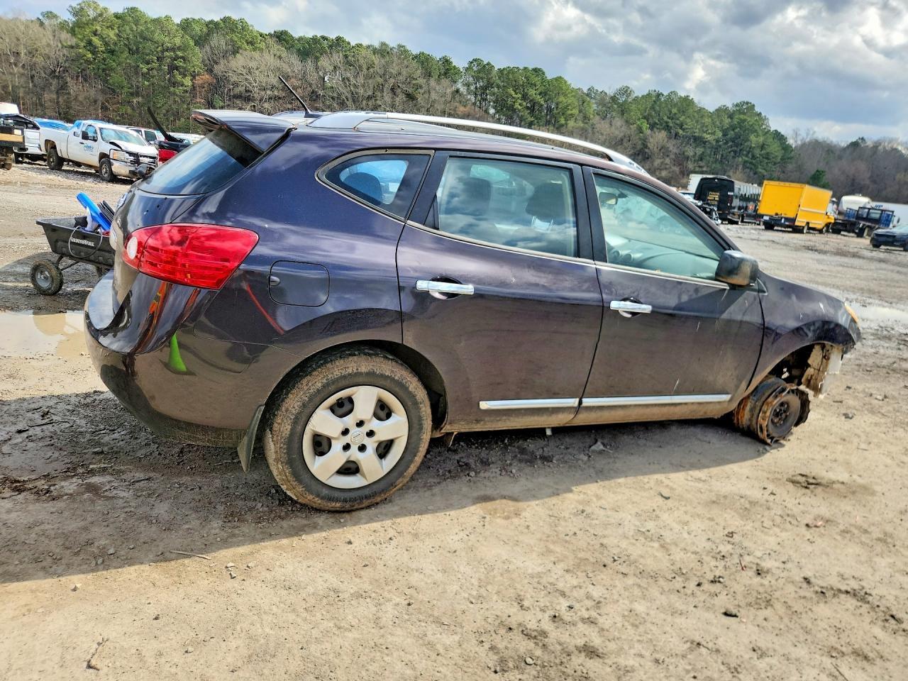 2014 Nissan Rogue Select S - Фото 3
