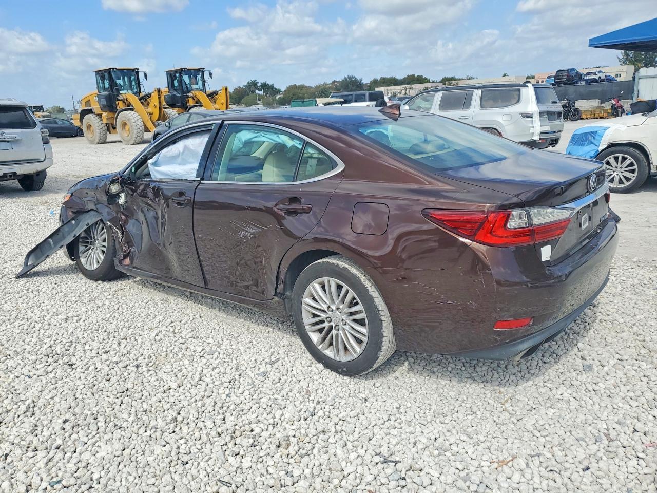 2017 Lexus Es 350 Base - Image 2