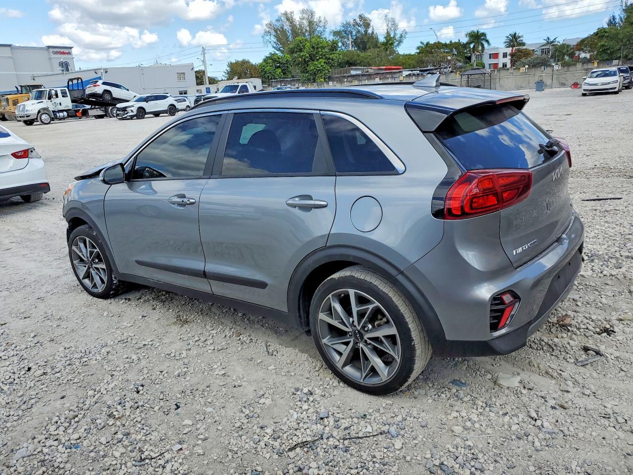 2022 Kia Niro Touring Special Edition - Image 2