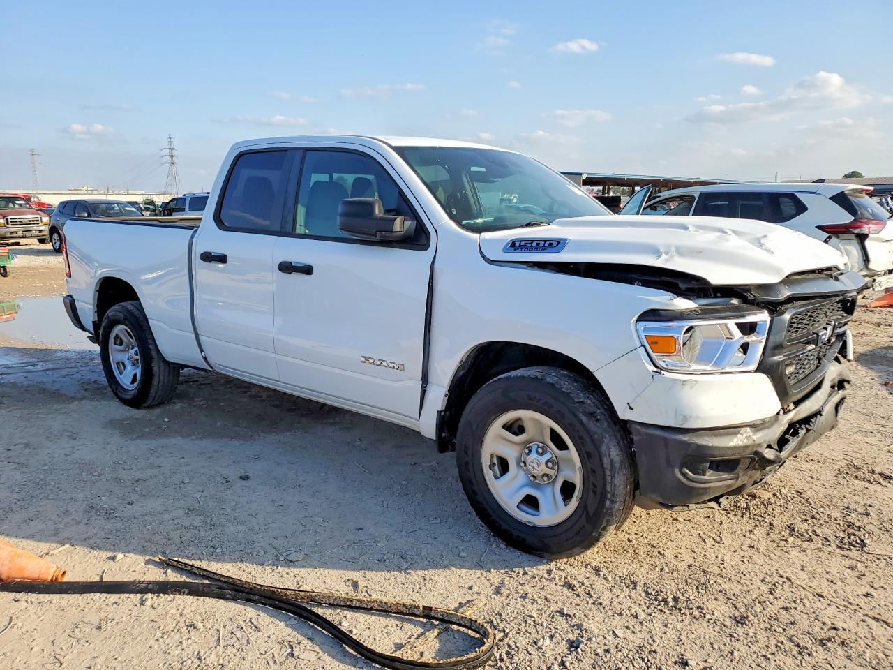 2022 Ram 1500 Tradesman - Image 4
