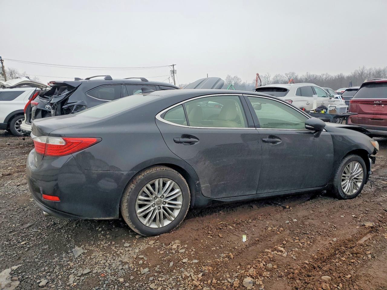 2015 Lexus Es 350 Base - Image 3