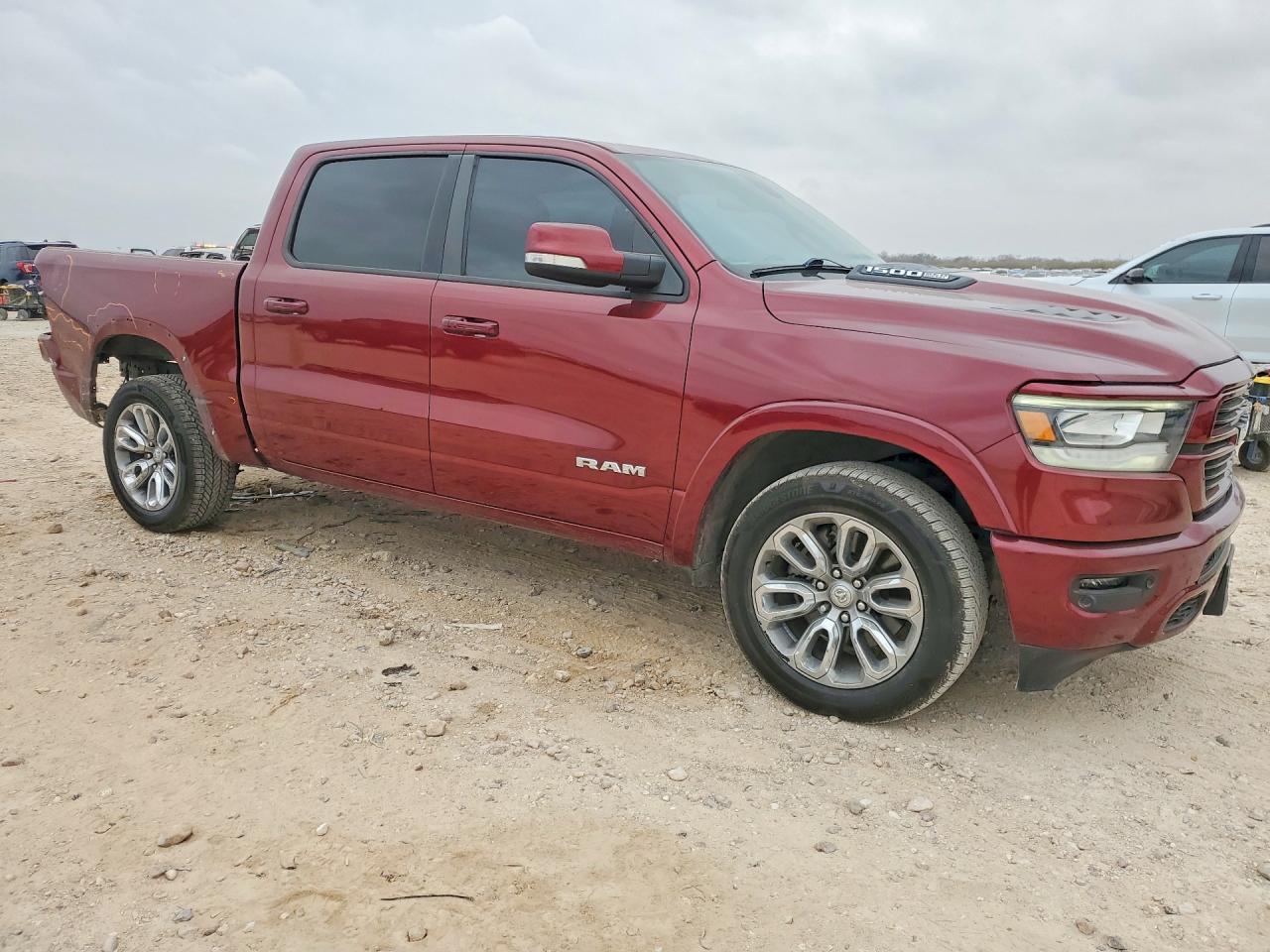 2020 Ram 1500 Laramie - Image 4