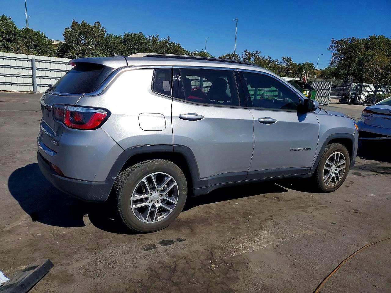 2018 Jeep Compass Latitude - Фото 3