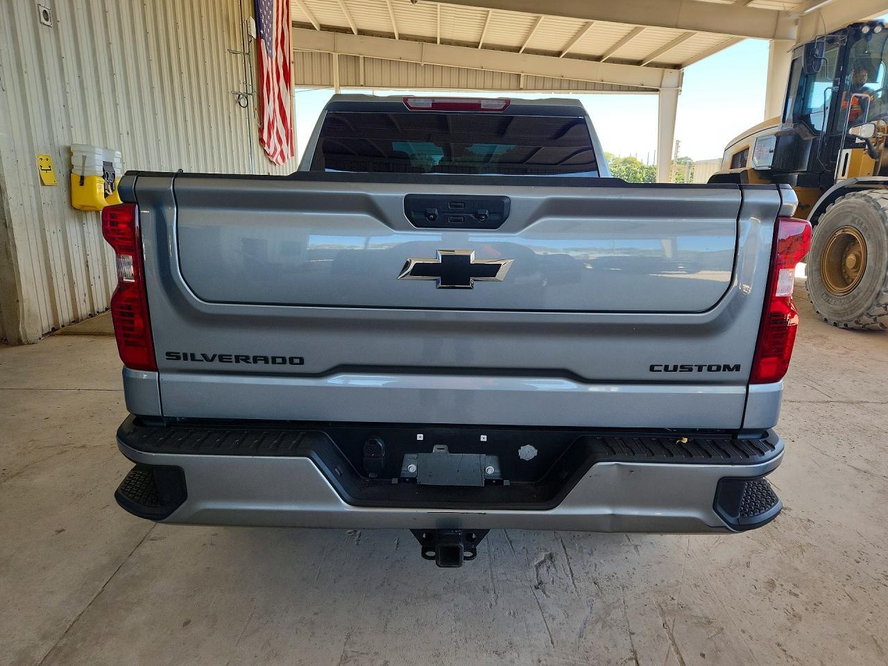 2024 Chevrolet Silverado K1500 Custom - Фото 6