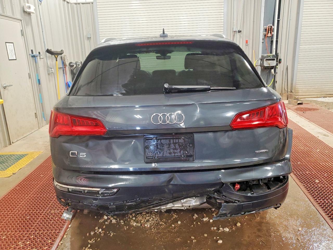 2019 Audi Q5 Premium Plus - Image 6