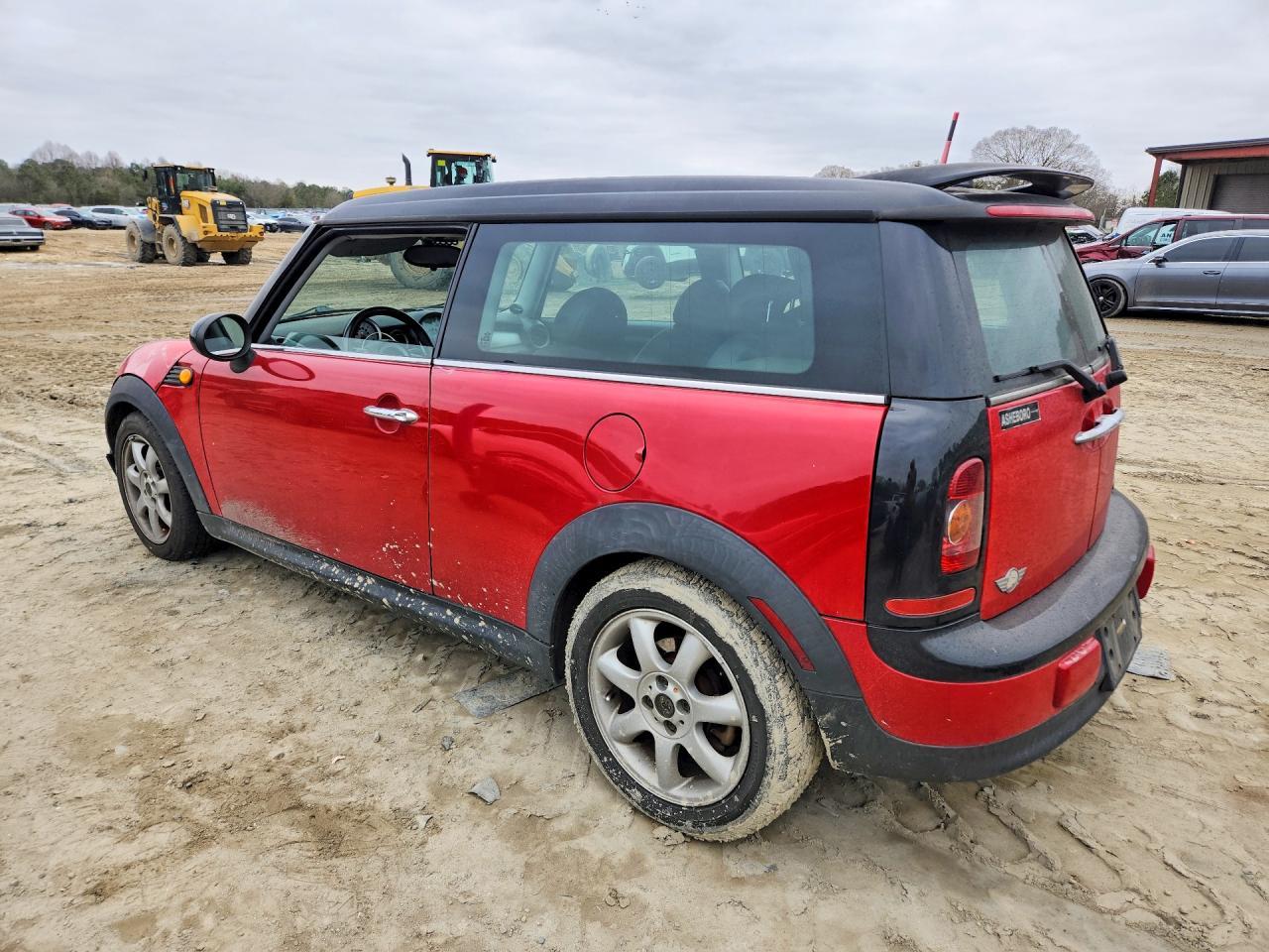 2010 Mini Cooper Clubman - Image 2