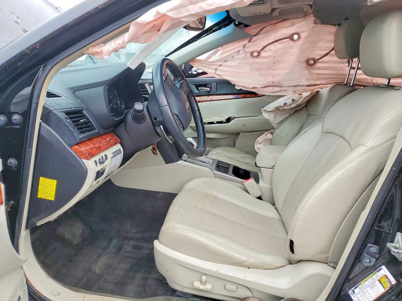 2012 Subaru Outback 3.6R Limited - Image 7