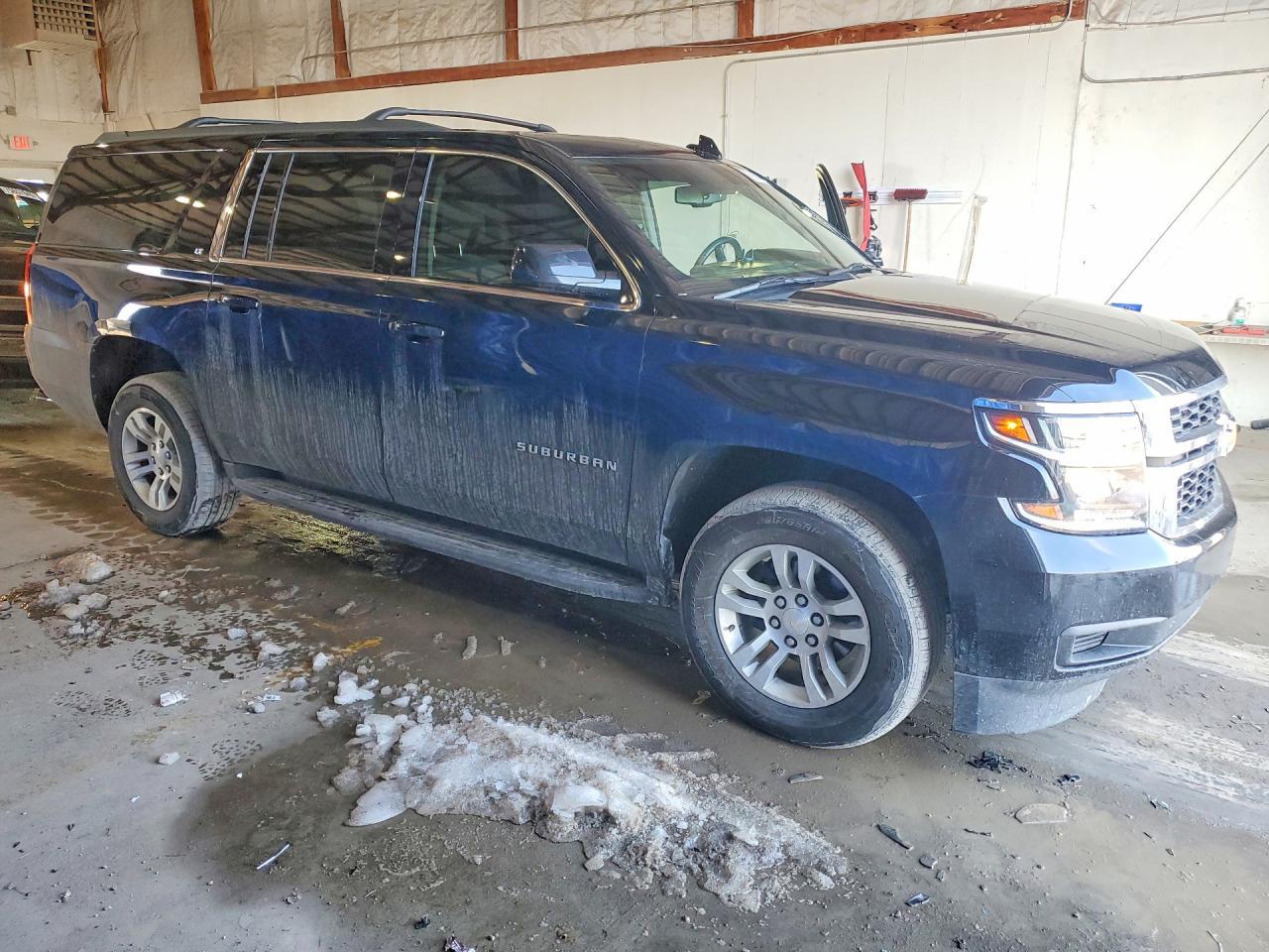 2019 Chevrolet Suburban K1500 Lt - Image 4