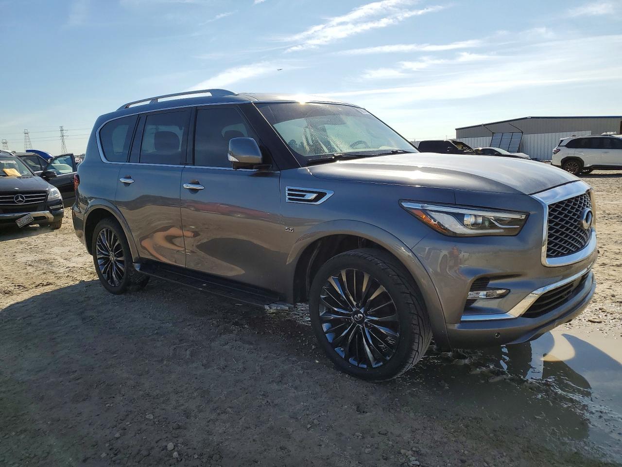 2019 Infiniti Qx80 Luxe - Image 4