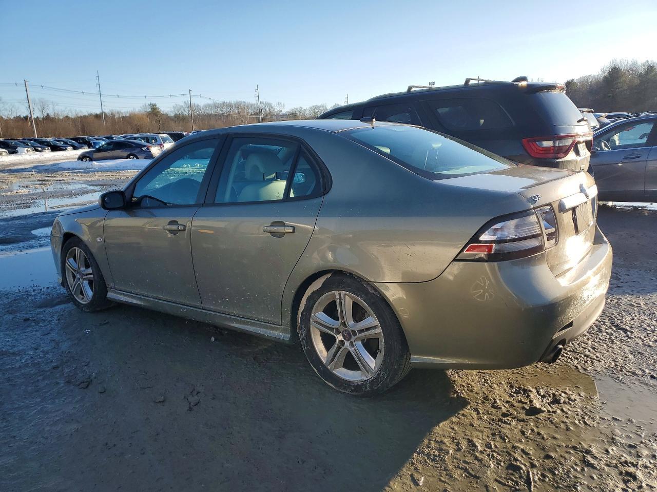 2009 Saab 9-3 2.0T - Image 2