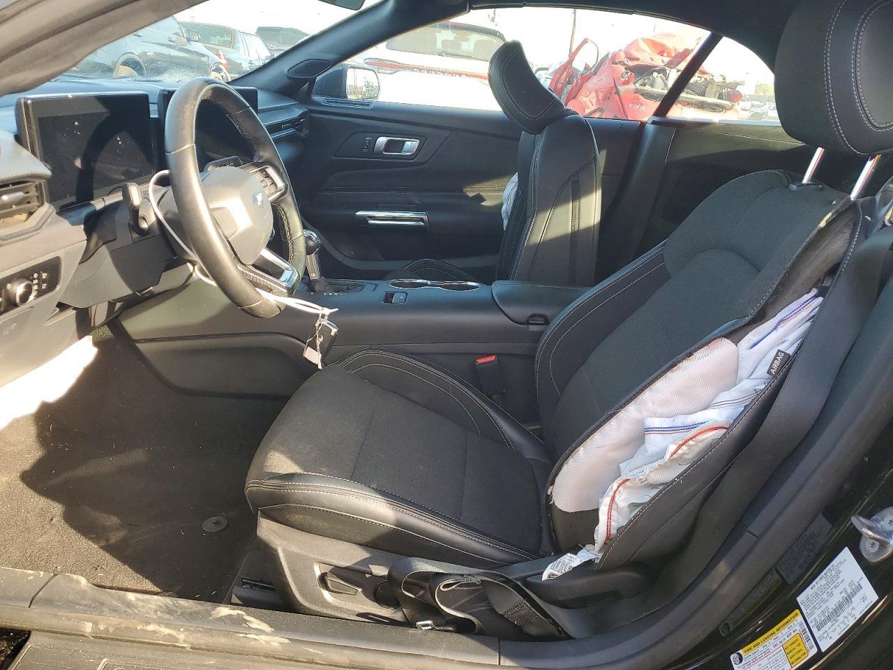 2024 Ford Mustang - Image 7