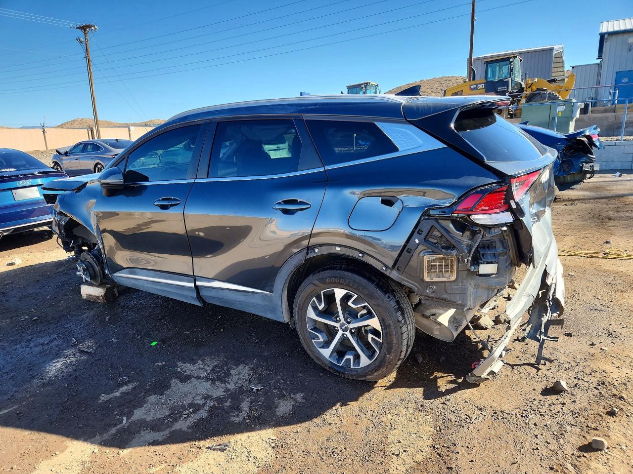 2023 Kia Sportage Ex - Image 2
