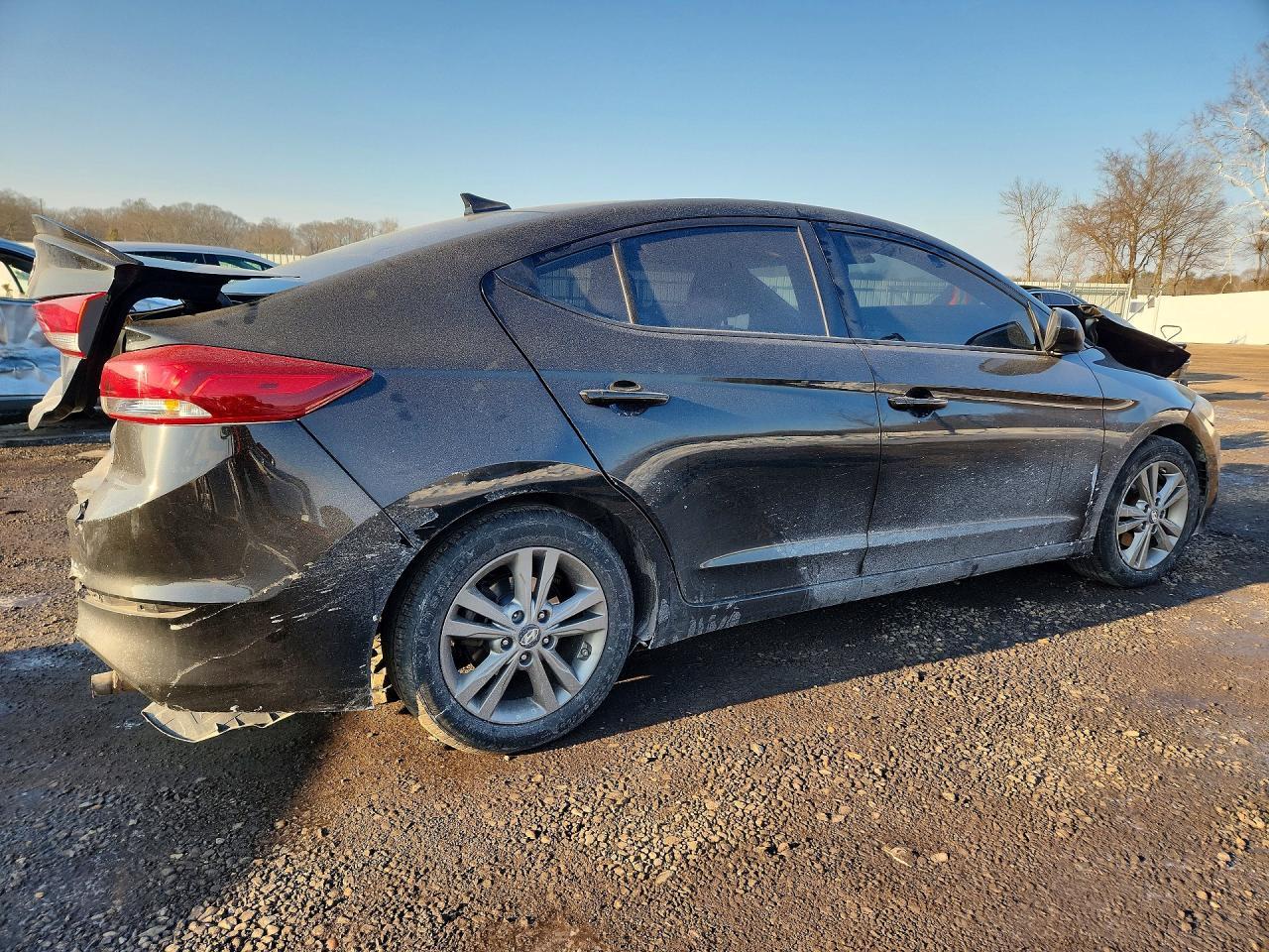 2018 Hyundai Elantra Value Edition - Фото 3