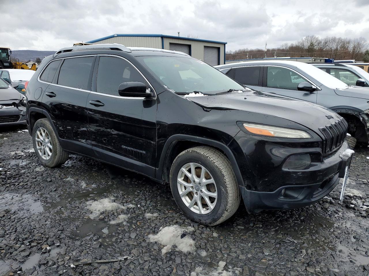 2015 Jeep Cherokee Latitude - Image 4