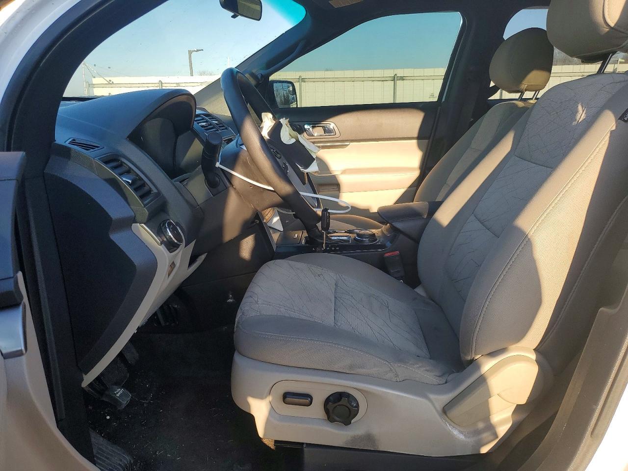 2013 Ford Explorer - Фото 7
