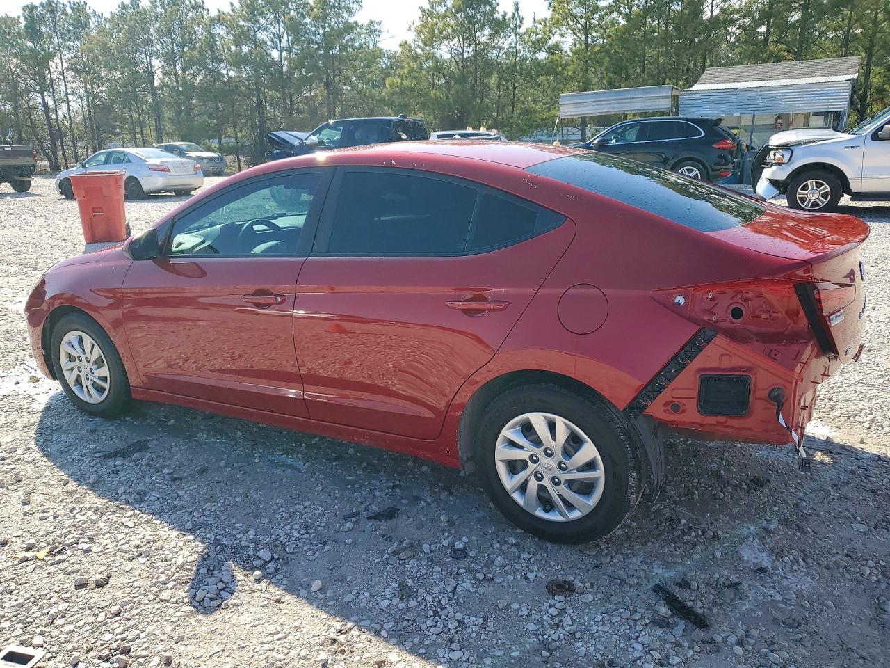 2019 Hyundai Elantra Se - Фото 2