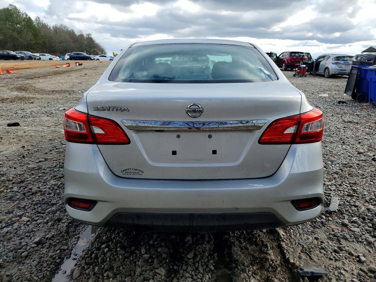 2019 Nissan Sentra S - Фото 6