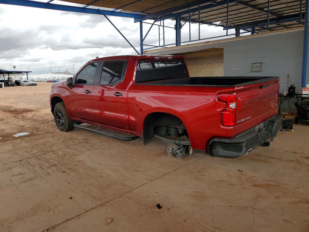 2021 Chevrolet Silverado K1500 Lt Trail Boss - Фото 2