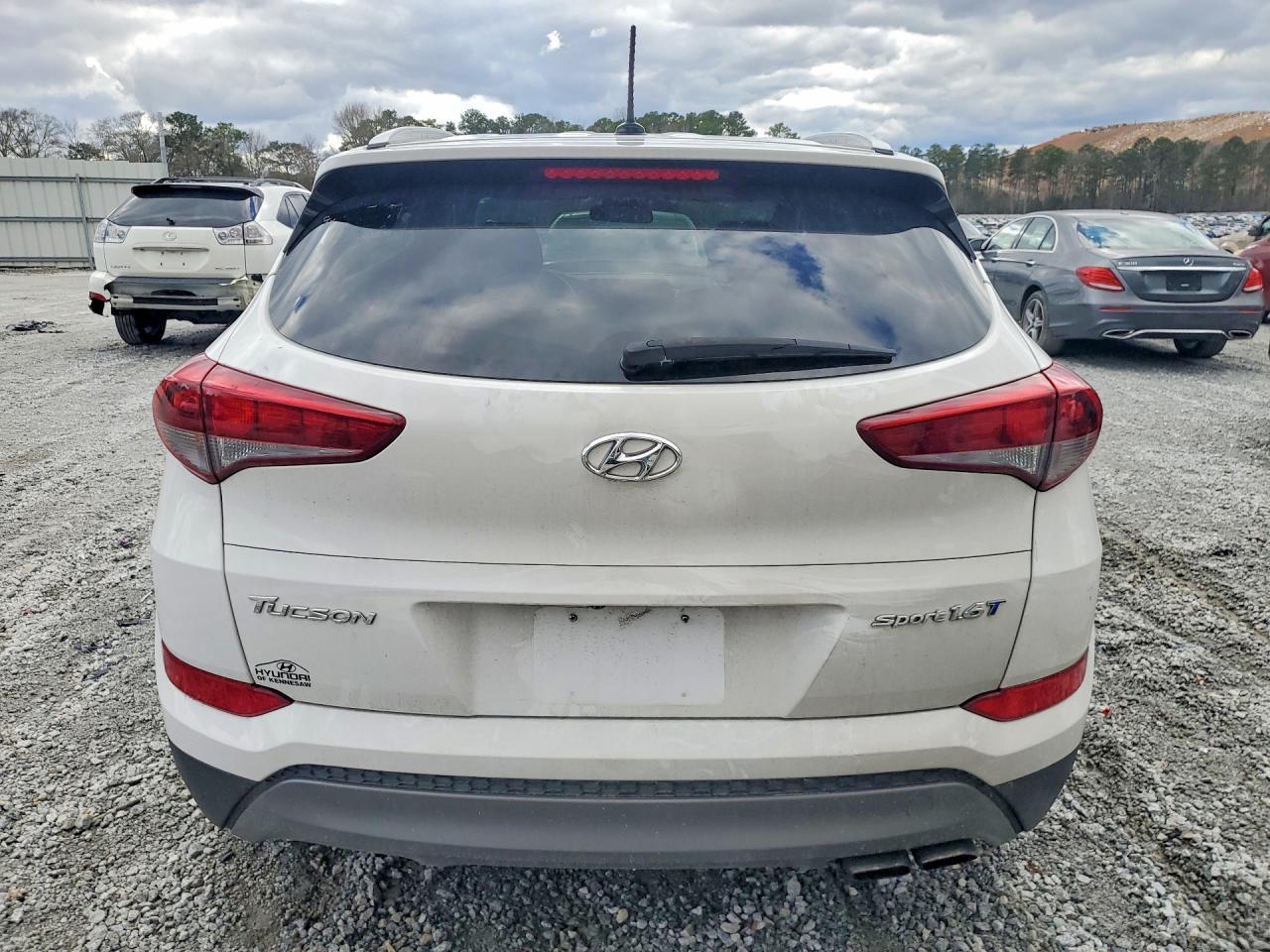 2016 Hyundai Tucson Sport - Фото 6