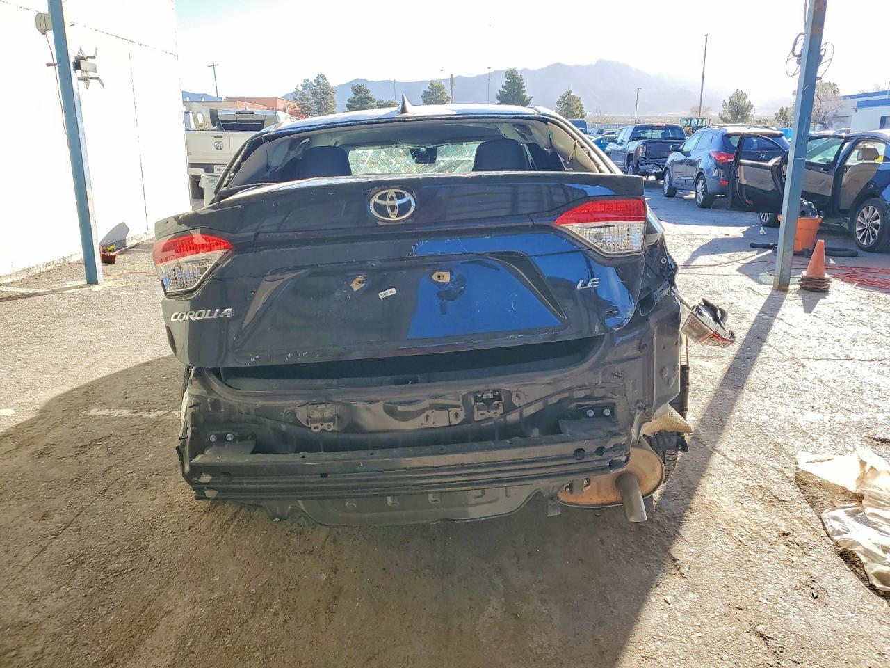 2020 Toyota Corolla Le - Фото 6