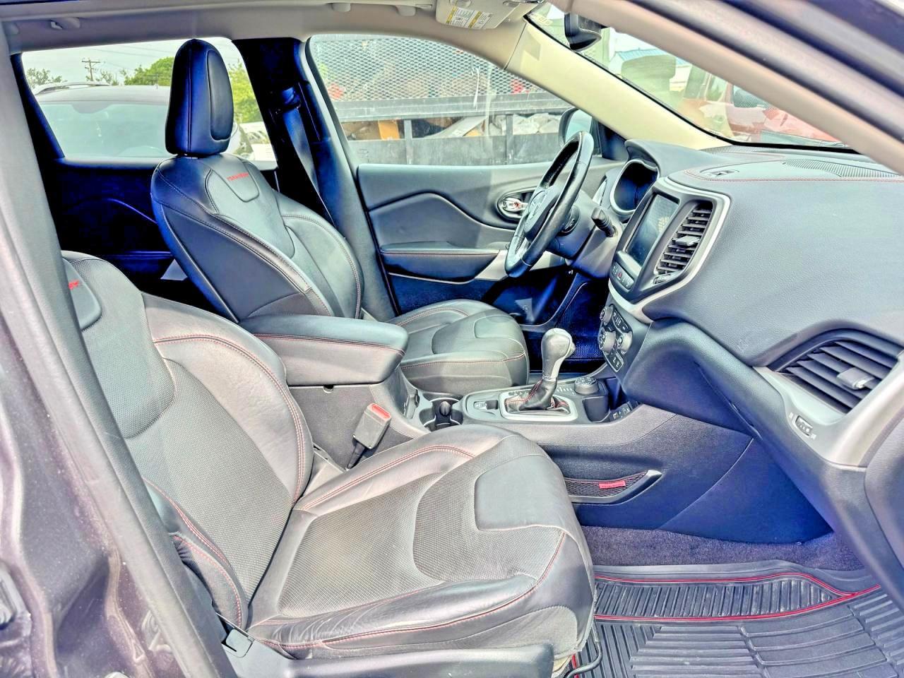 2018 Jeep Cherokee Trailhawk - Фото 5