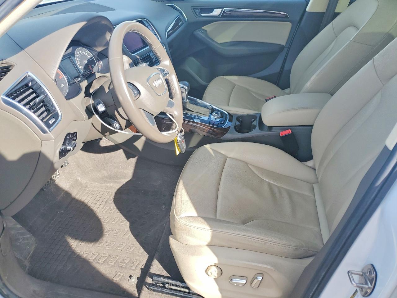 2013 Audi Q5 Premium Plus - Image 7