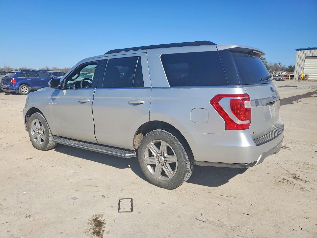 2019 Ford Expedition Xlt - Image 2
