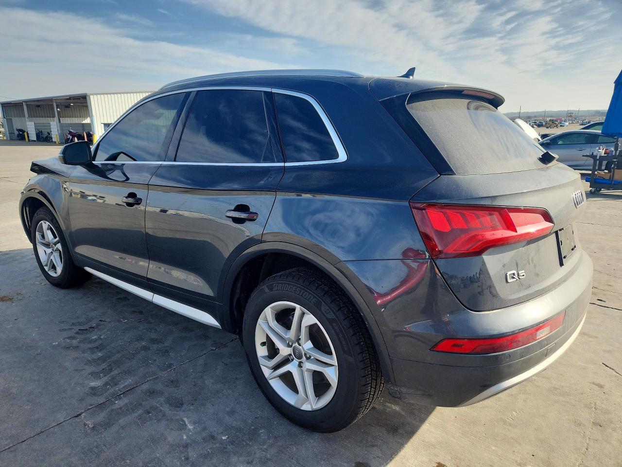 2018 Audi Q5 Premium Plus - Фото 2