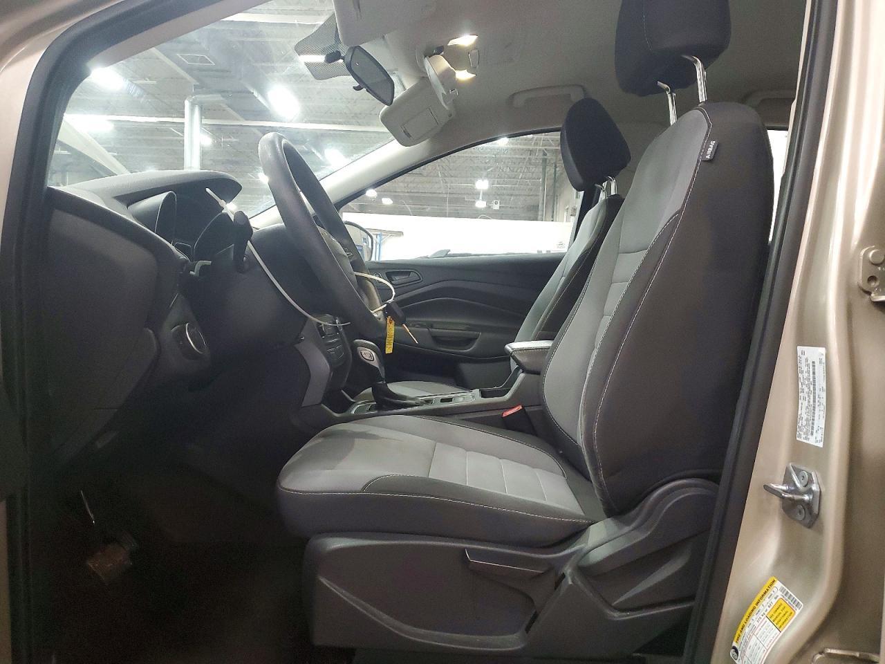 2017 Ford Escape S - Фото 7