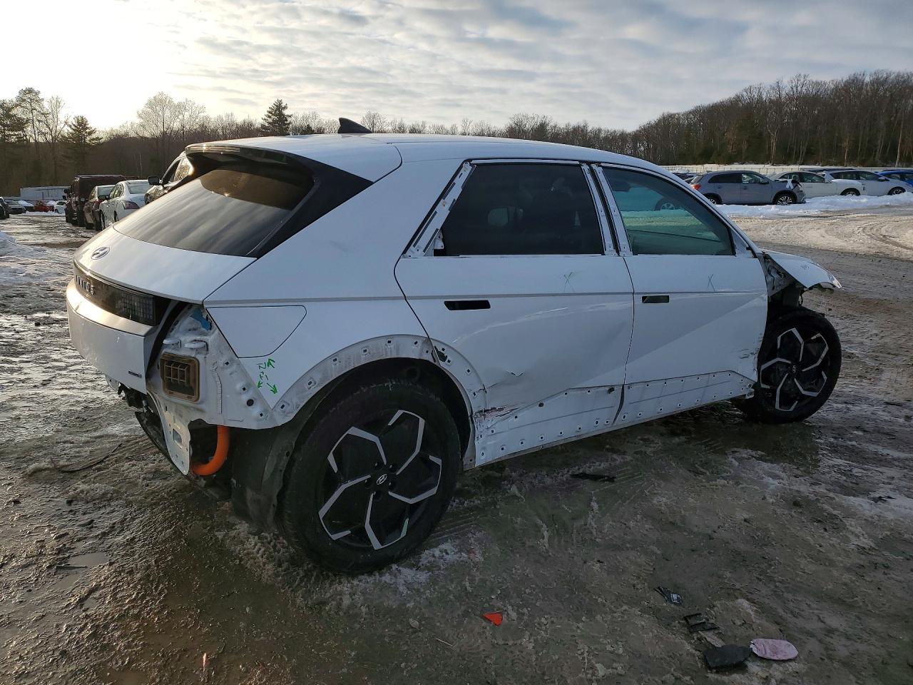 2024 Hyundai Ioniq 5 Sel - Image 3