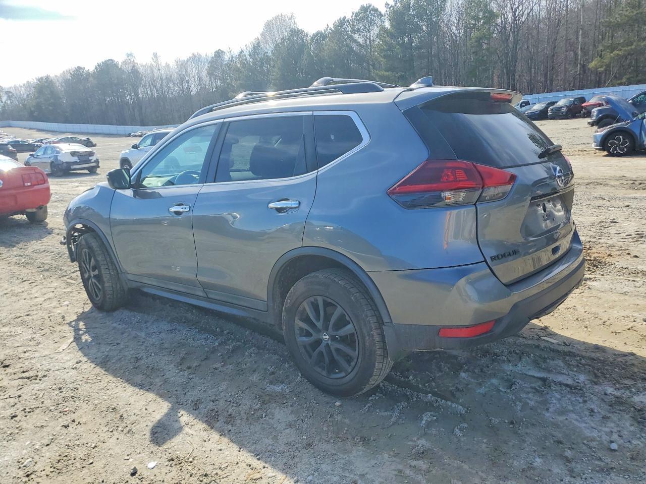 2018 Nissan Rogue S - Image 2