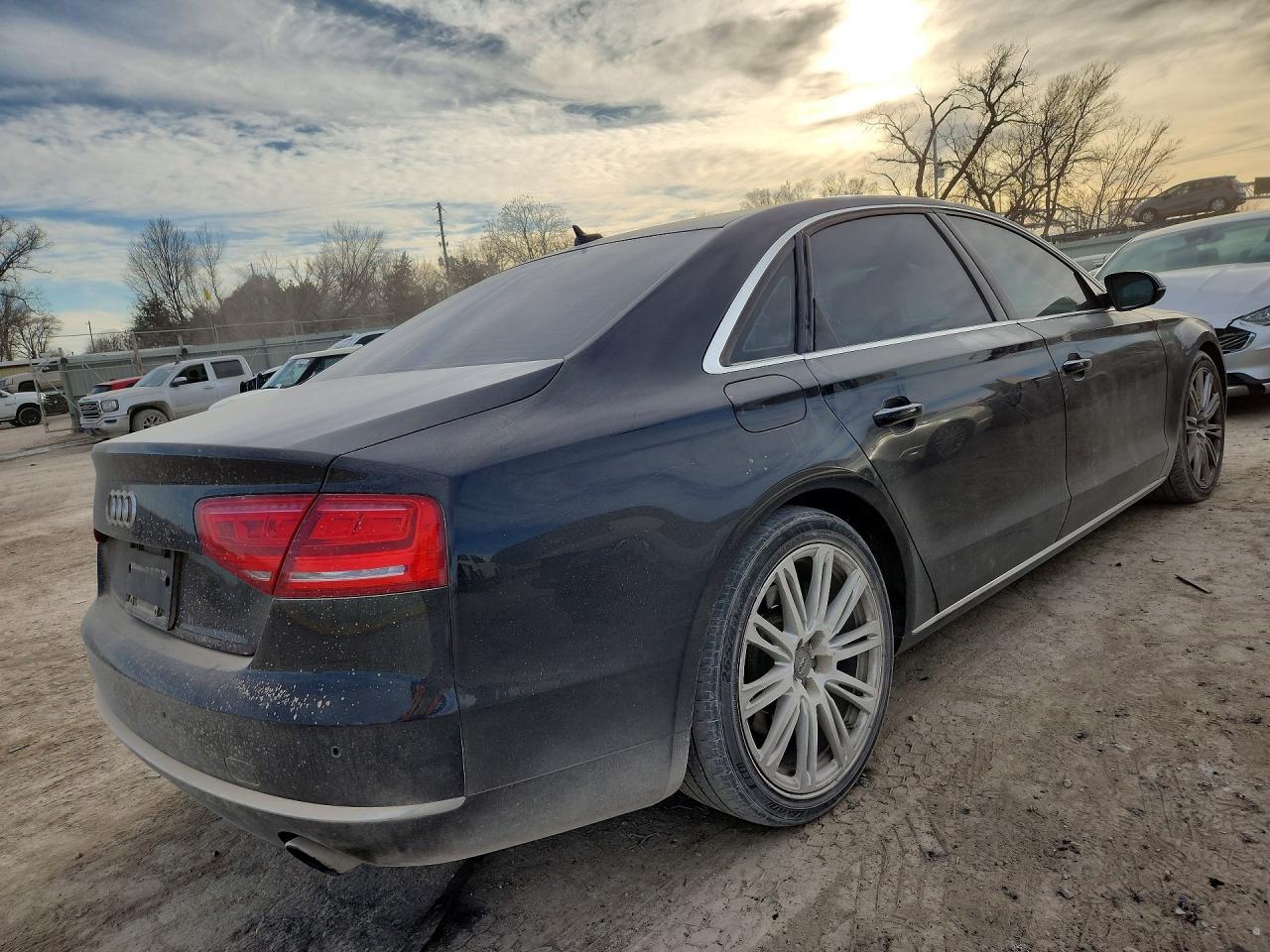 2011 Audi A8 L Quattro - Фото 3
